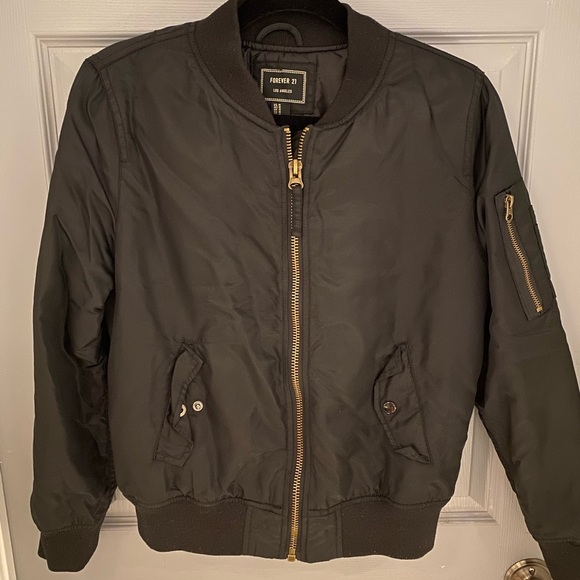 Forever 21 Bomber jacket size M black - Picture 1 of 3